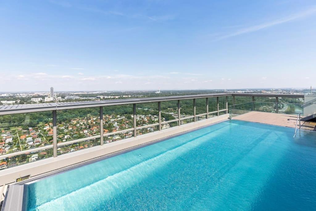 Design Apartment With Amazing View Over Vienna Exterior photo