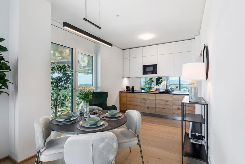 Design Apartment With Amazing View Over Vienna Exterior photo